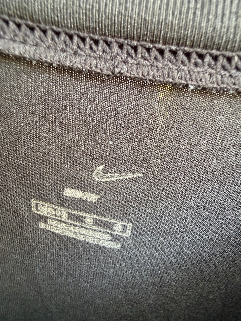 Nike Long Sleeved  Performance Shirt Top black workout embroidered Swoosh L - Picture 3 of 10